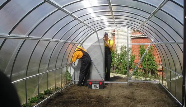 Термін служби стільникового полікарбонату